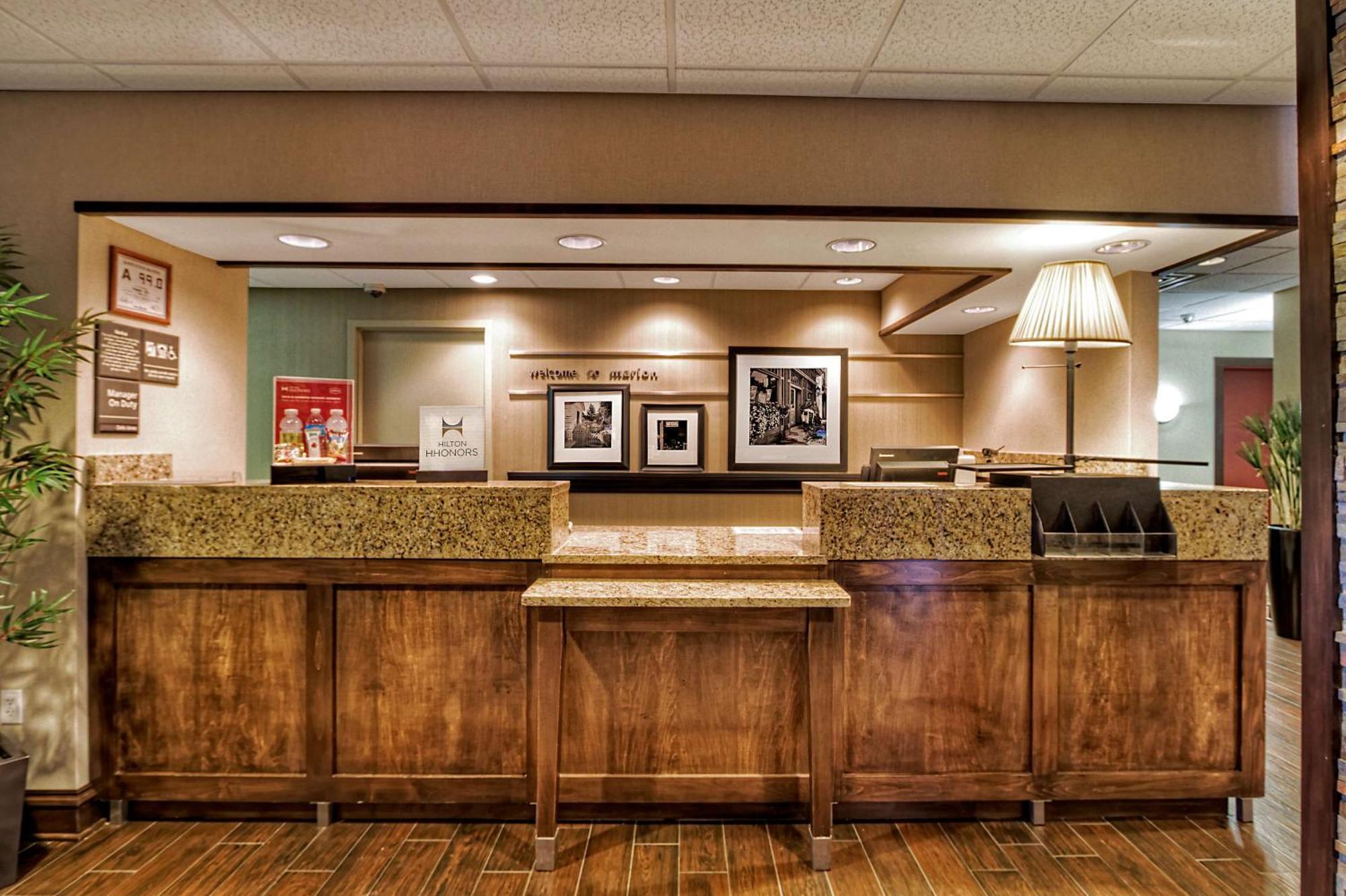 Hampton Inn Marion Jacktown Exteriör bild